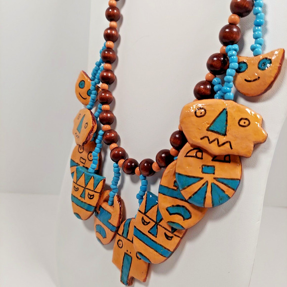 Vtg Hand Painted Wood Face Charm Necklace Southwest Tribal Mask Boho Bead Dangle - Picture 2 of 16